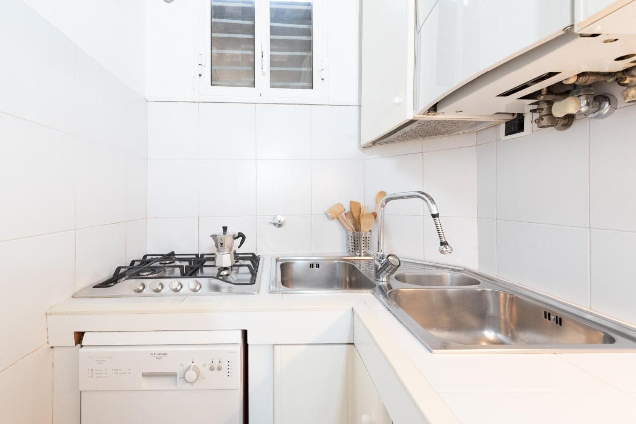 Stunning Campo De Fiori Apartment With Terrace Řím Exteriér fotografie
